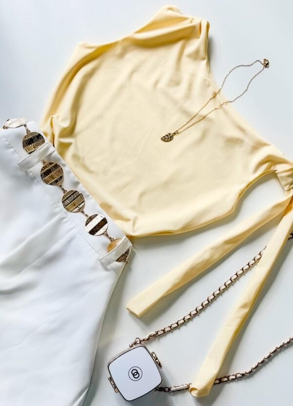 Cropped Zara com Amarração no Ombro