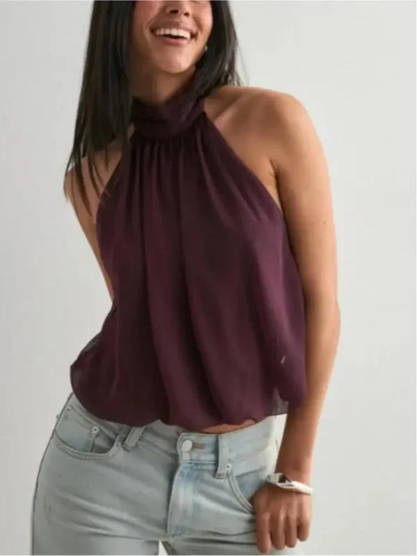 Top Feminino com Decote Halter e Costas Descobertas