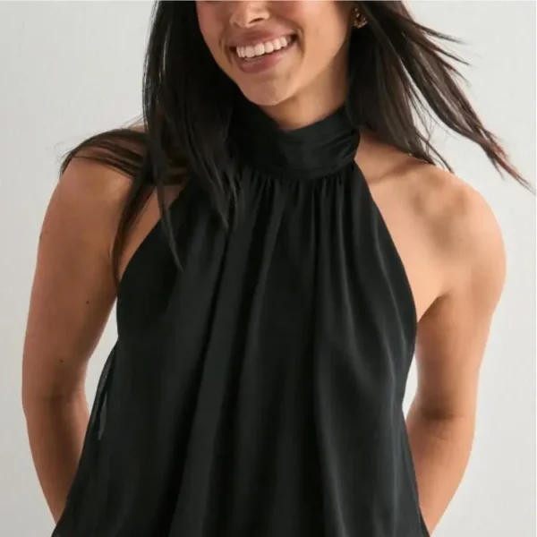 Top Feminino com Decote Halter e Costas Descobertas
