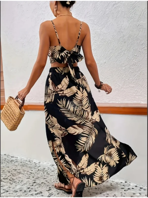 Conjunto Top de Alça e Saia com Fenda e Estampa Floral